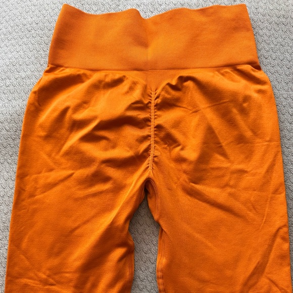 Bo+Tee Scrunch Leggings - Picture 4 of 5